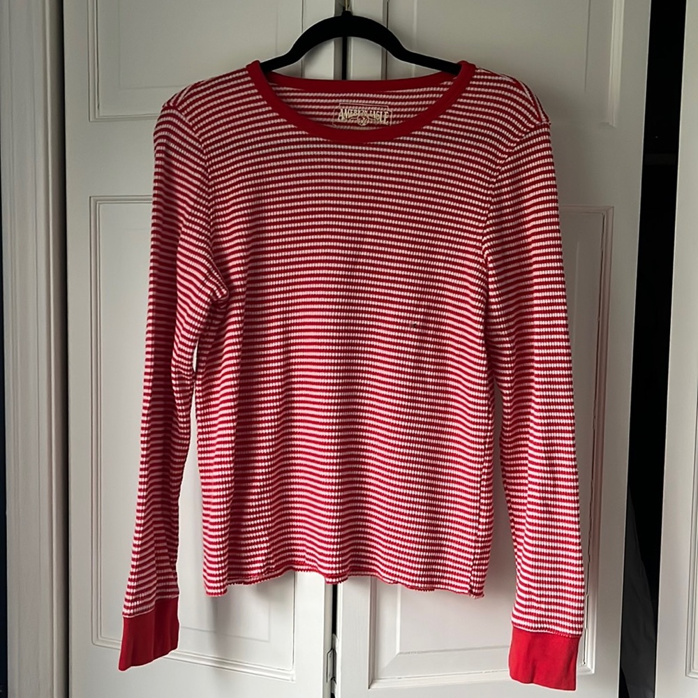 American eagle sweater